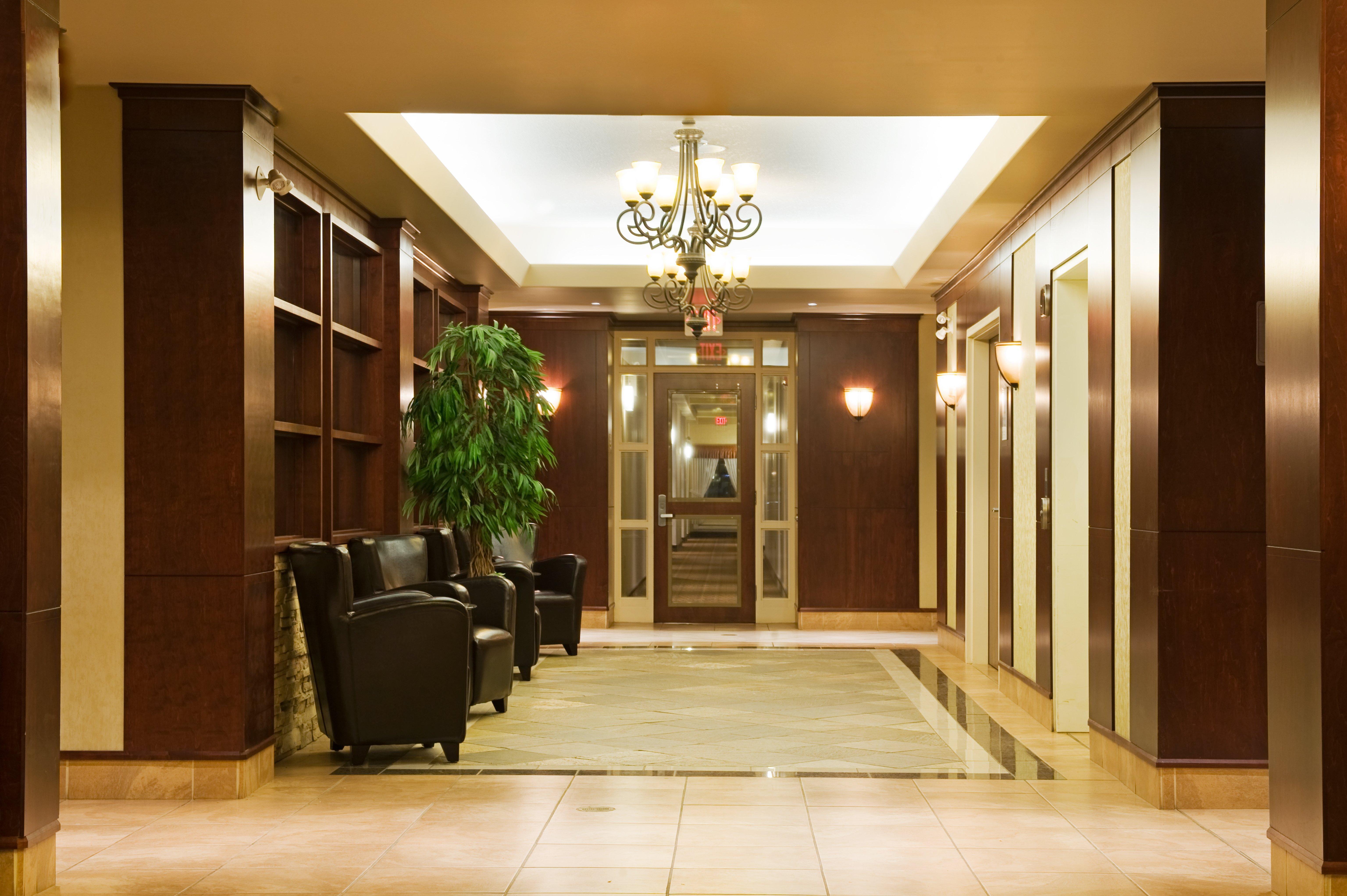 Holiday Inn & Suites Lloydminster By Ihg Exterior foto